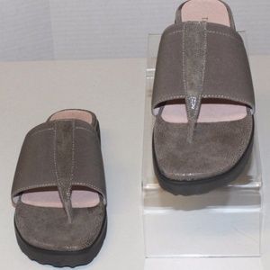 Taryn Rose Shoes - Taupe TARYN ROSE (Say 5x Fast) Slide Sandals NEW Taryn Rose Shoes - Taupe TARYN ROSE (Say 5x Fast) Slide Sandals NEW